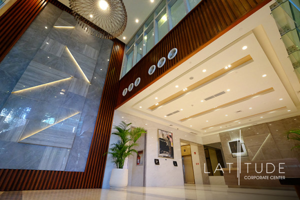 Latitude Corporate Center